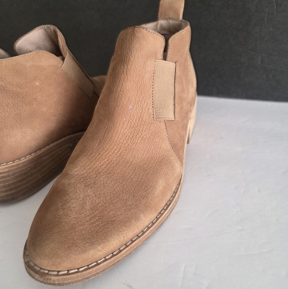 Eileen Fisher Brown  Suede Women's Ankle Boots Sz.7.5 - Picture 4 of 8